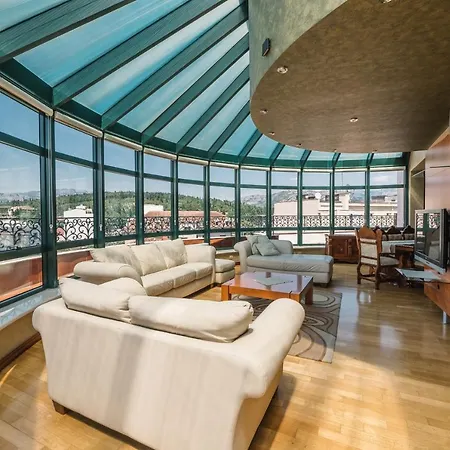Apartment Penthouse Barjaktar *
