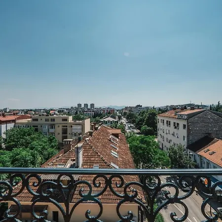 Penthouse Barjaktar Apartment *