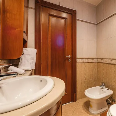 Penthouse Barjaktar Apartment